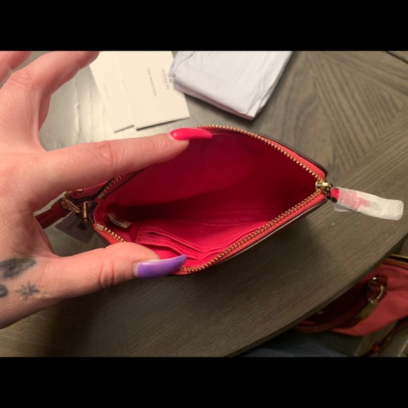 Coach wristlet NWT - Picture 2 of 2